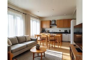 깨끗한 투룸 거실